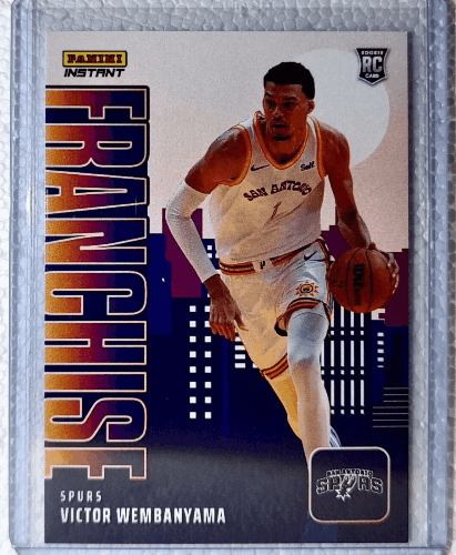 Victor-Wembanyama-2023-24-NBA-23-Franchise-Basketball-Card-Spurs