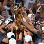 Knicks-finals-trophy
