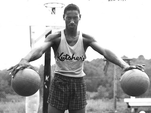 wilt-chamberrlain-twoballs-palm.webp